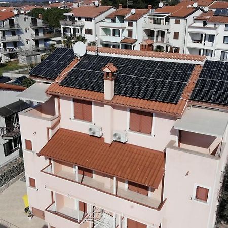 Apartments Zdjelar Porec Luaran gambar