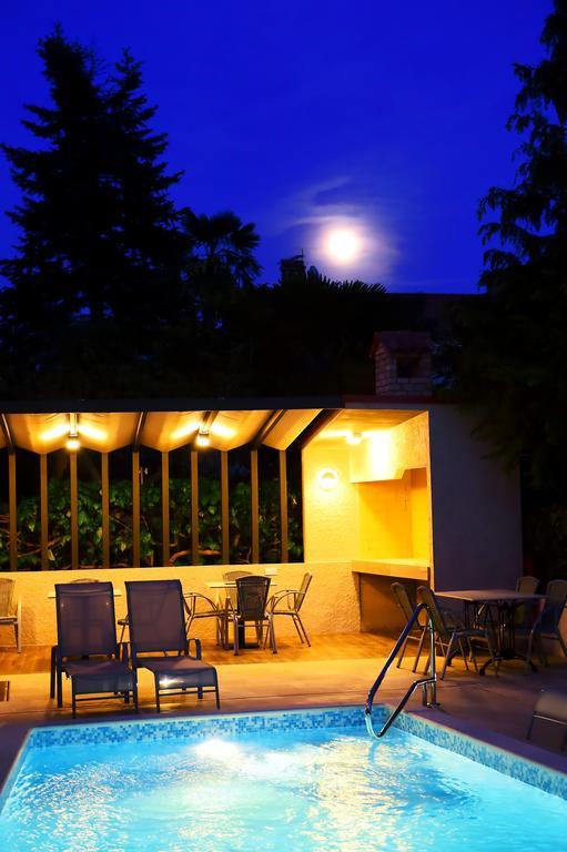 Apartments Zdjelar Porec Luaran gambar