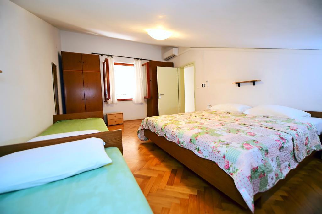 Apartments Zdjelar Porec Luaran gambar