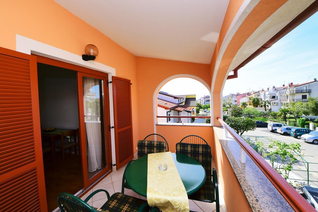 Apartments Zdjelar Porec Luaran gambar