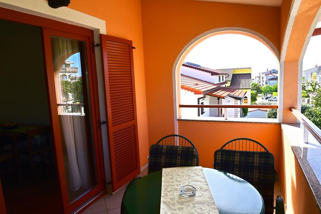 Apartments Zdjelar Porec Luaran gambar