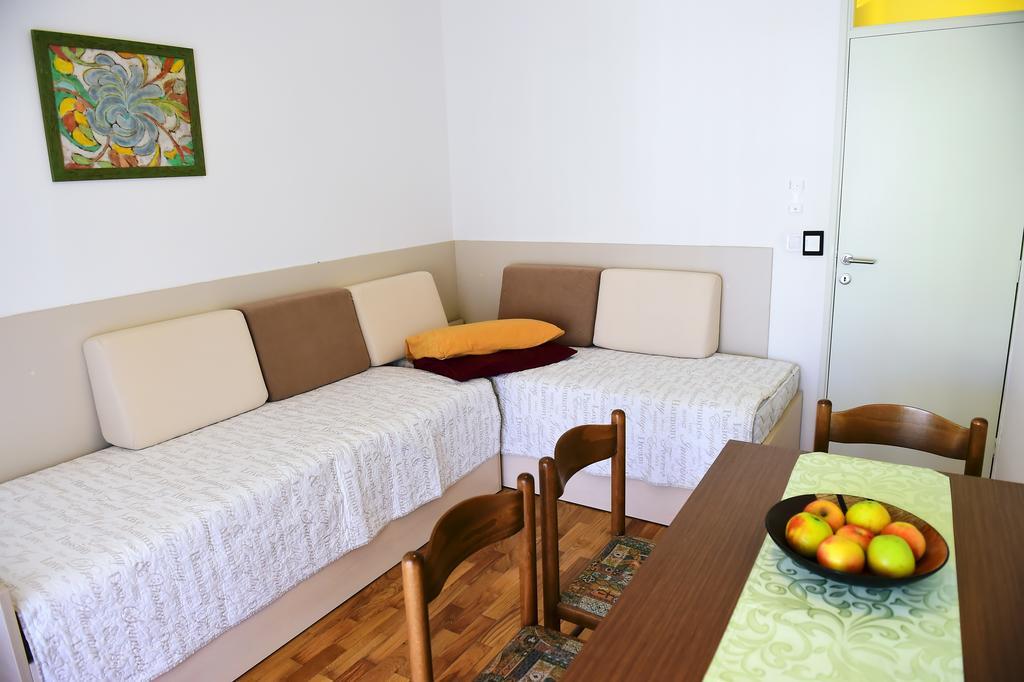 Apartments Zdjelar Porec Luaran gambar