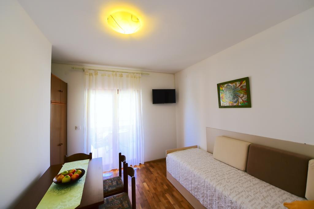Apartments Zdjelar Porec Luaran gambar