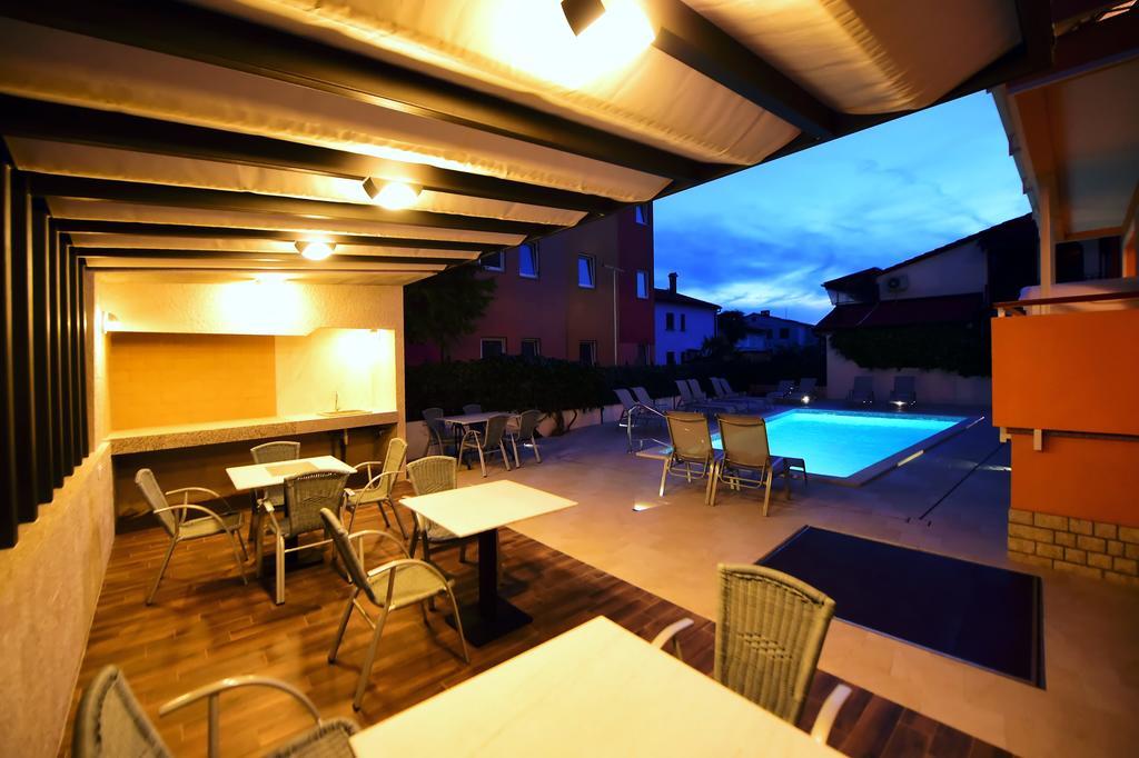 Apartments Zdjelar Porec Luaran gambar