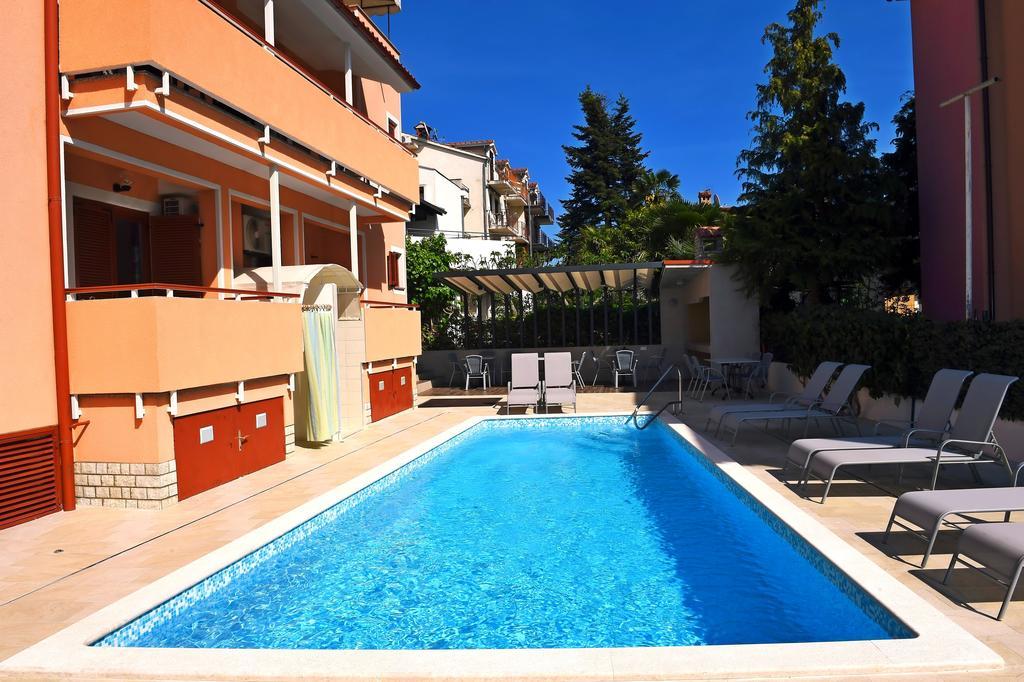 Apartments Zdjelar Porec Luaran gambar