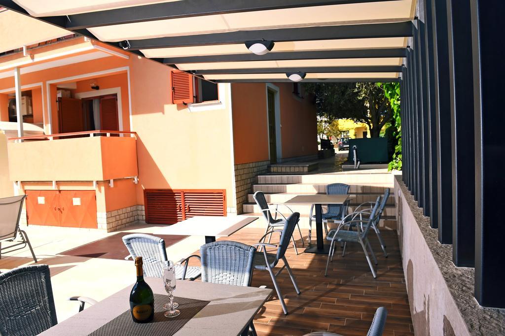 Apartments Zdjelar Porec Luaran gambar
