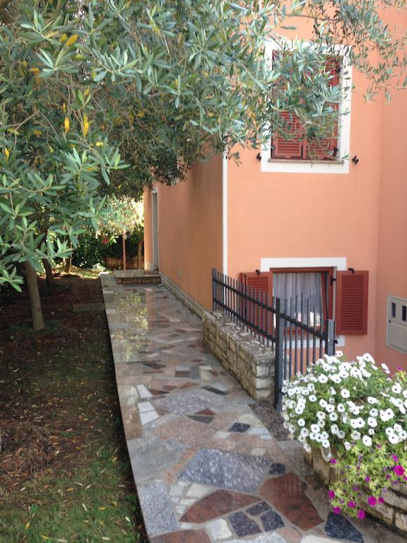 Apartments Zdjelar Porec Luaran gambar